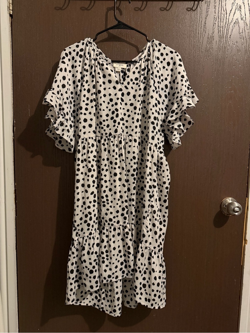 Umgee White Midi Dress Black dots and White. Size L
